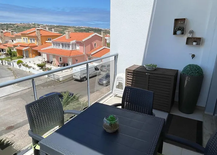 アパート Stylish & Spacious With Balcony *