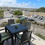 Stylish & Spacious With Balcony شقة *