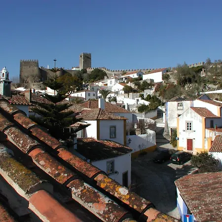 Stylish & Spacious With Balcony